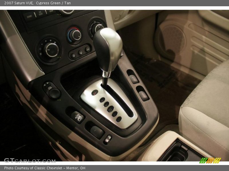 Cypress Green / Tan 2007 Saturn VUE