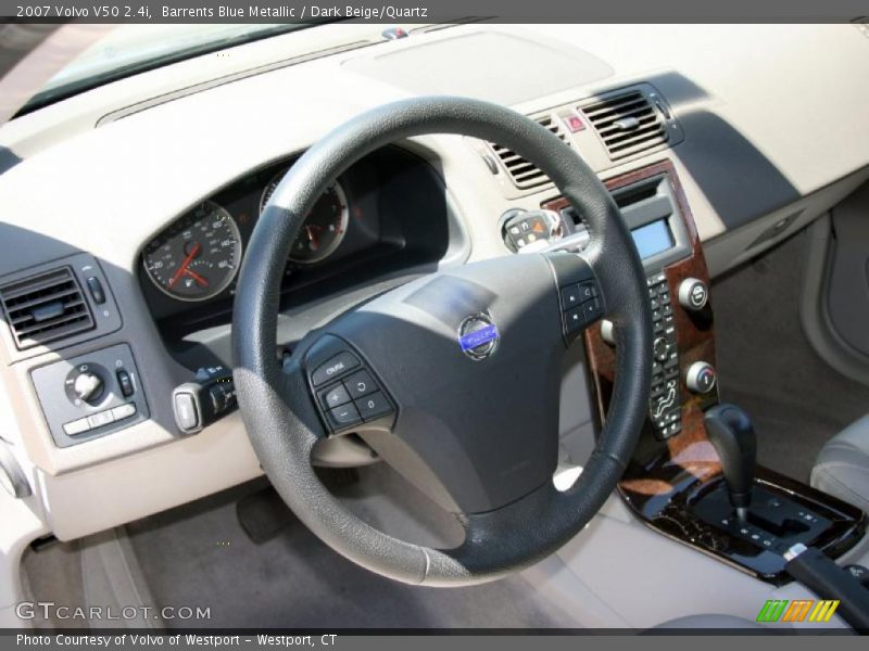 Barrents Blue Metallic / Dark Beige/Quartz 2007 Volvo V50 2.4i