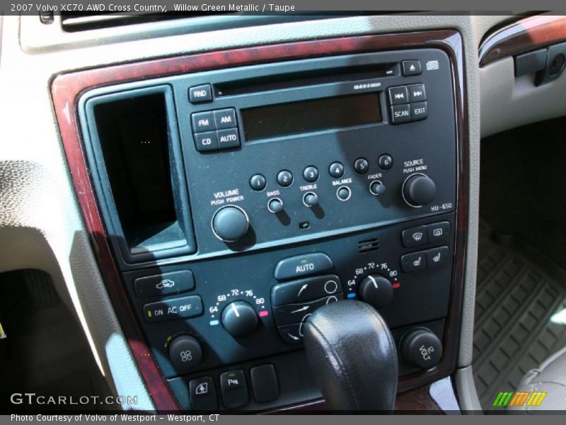 Willow Green Metallic / Taupe 2007 Volvo XC70 AWD Cross Country