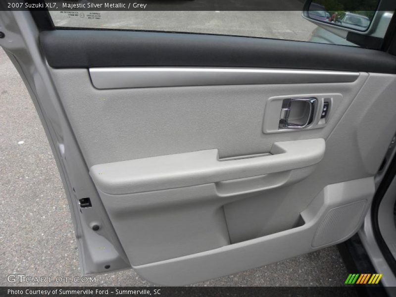 Majestic Silver Metallic / Grey 2007 Suzuki XL7
