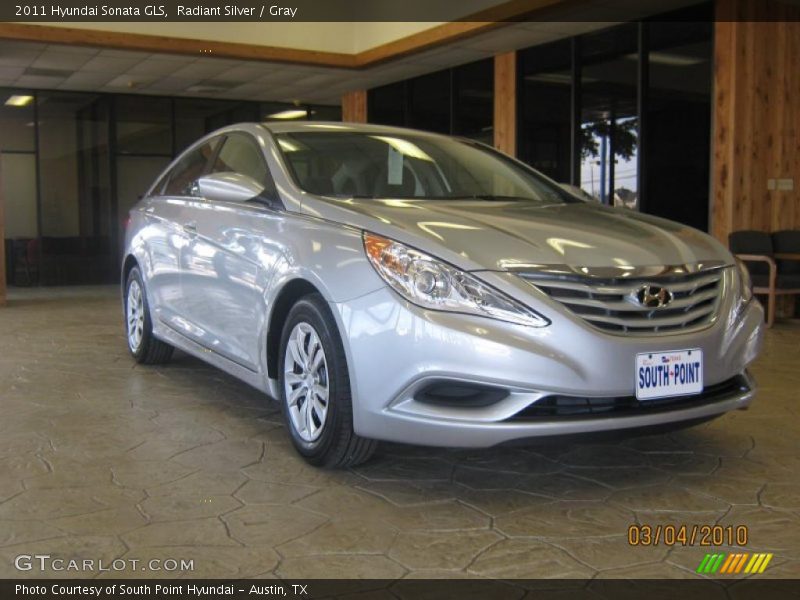 Radiant Silver / Gray 2011 Hyundai Sonata GLS