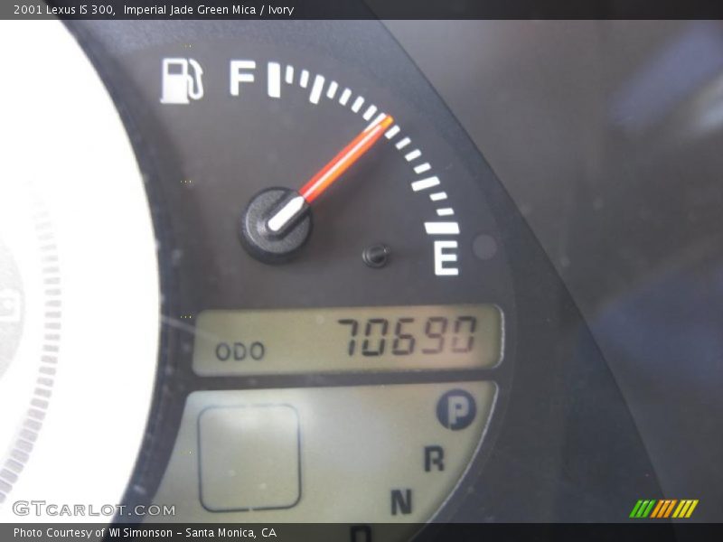 Imperial Jade Green Mica / Ivory 2001 Lexus IS 300