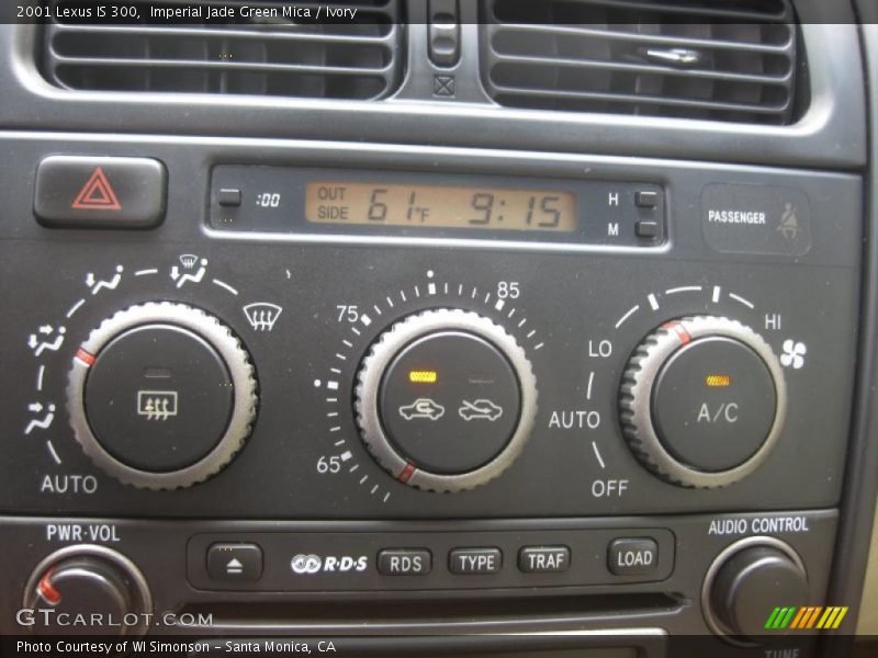 Imperial Jade Green Mica / Ivory 2001 Lexus IS 300