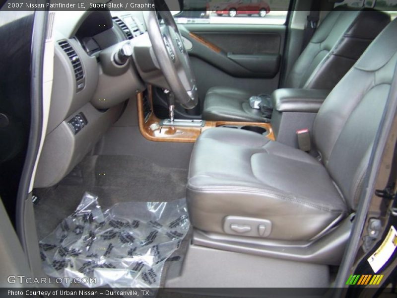 Super Black / Graphite 2007 Nissan Pathfinder LE