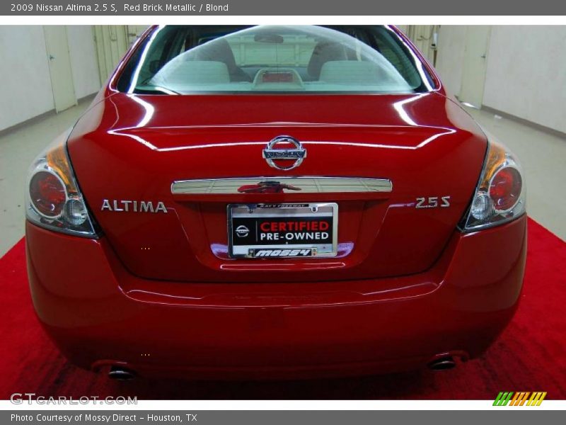 Red Brick Metallic / Blond 2009 Nissan Altima 2.5 S