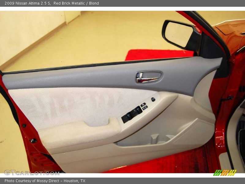 Red Brick Metallic / Blond 2009 Nissan Altima 2.5 S