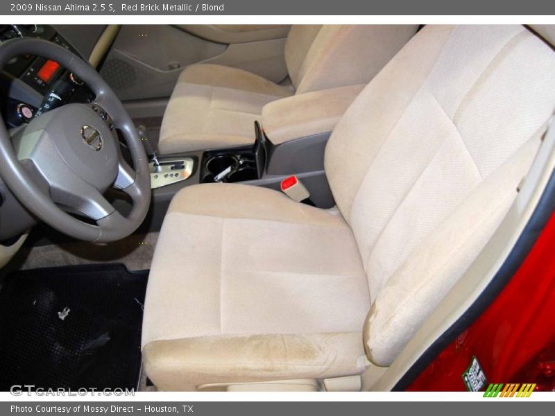 Red Brick Metallic / Blond 2009 Nissan Altima 2.5 S