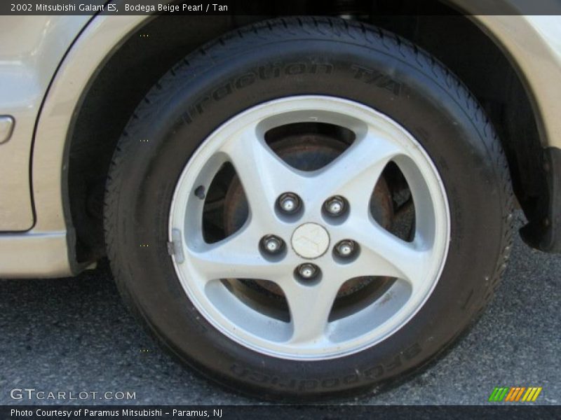 Bodega Beige Pearl / Tan 2002 Mitsubishi Galant ES