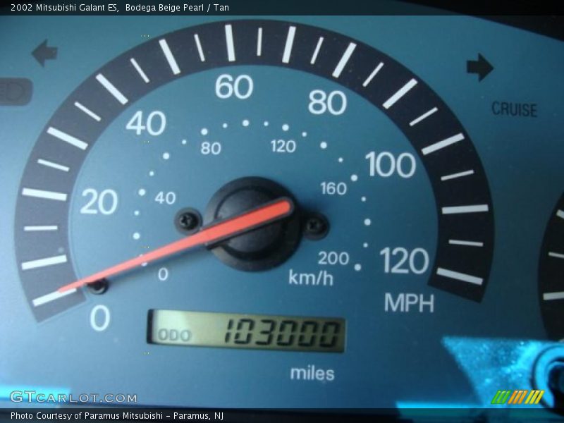 Bodega Beige Pearl / Tan 2002 Mitsubishi Galant ES