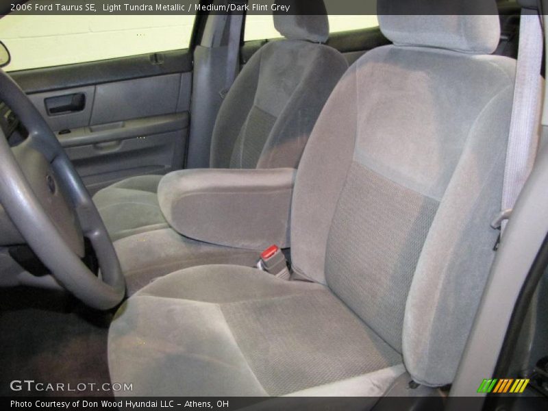 Light Tundra Metallic / Medium/Dark Flint Grey 2006 Ford Taurus SE