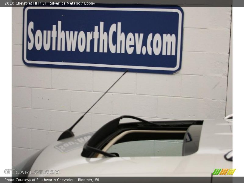 Silver Ice Metallic / Ebony 2010 Chevrolet HHR LT