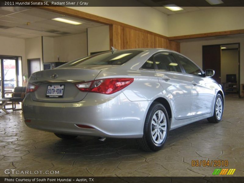 Radiant Silver / Gray 2011 Hyundai Sonata SE