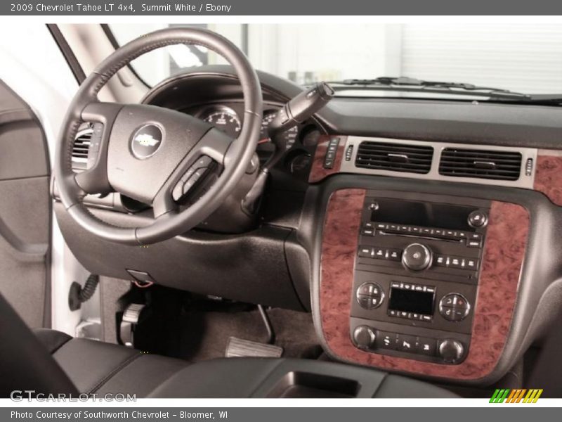 Summit White / Ebony 2009 Chevrolet Tahoe LT 4x4
