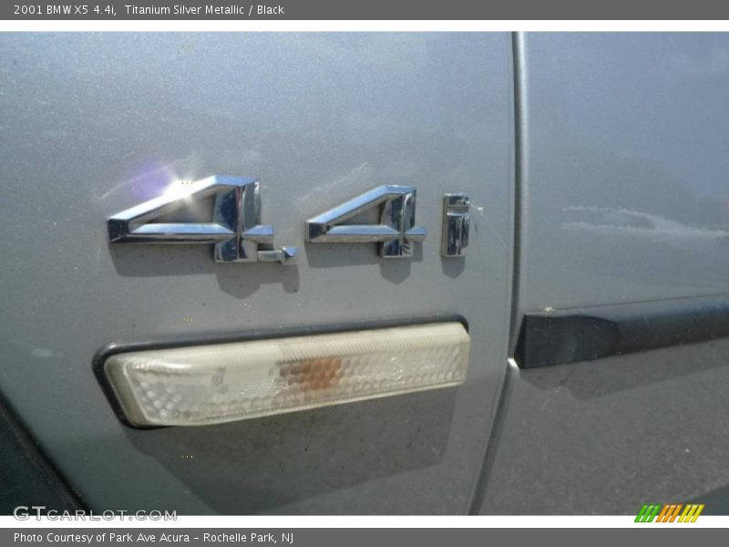 Titanium Silver Metallic / Black 2001 BMW X5 4.4i