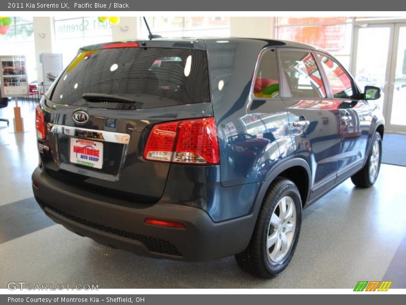 Pacific Blue / Black 2011 Kia Sorento LX