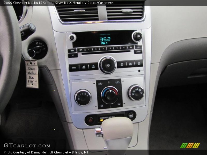 Silver Moss Metallic / Cocoa/Cashmere 2009 Chevrolet Malibu LS Sedan