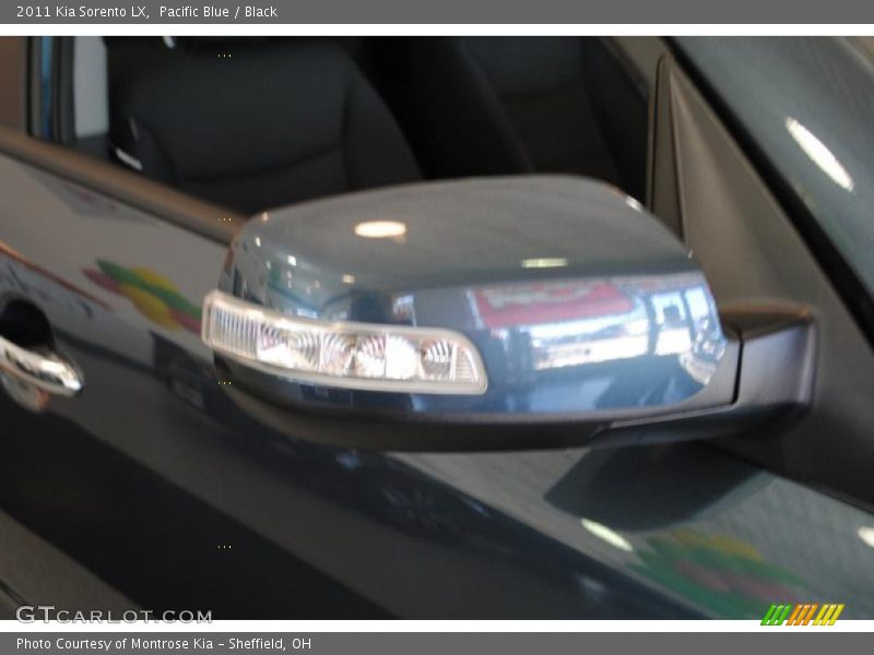Pacific Blue / Black 2011 Kia Sorento LX