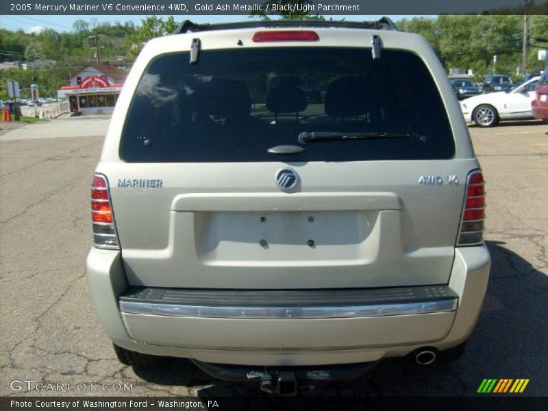 Gold Ash Metallic / Black/Light Parchment 2005 Mercury Mariner V6 Convenience 4WD