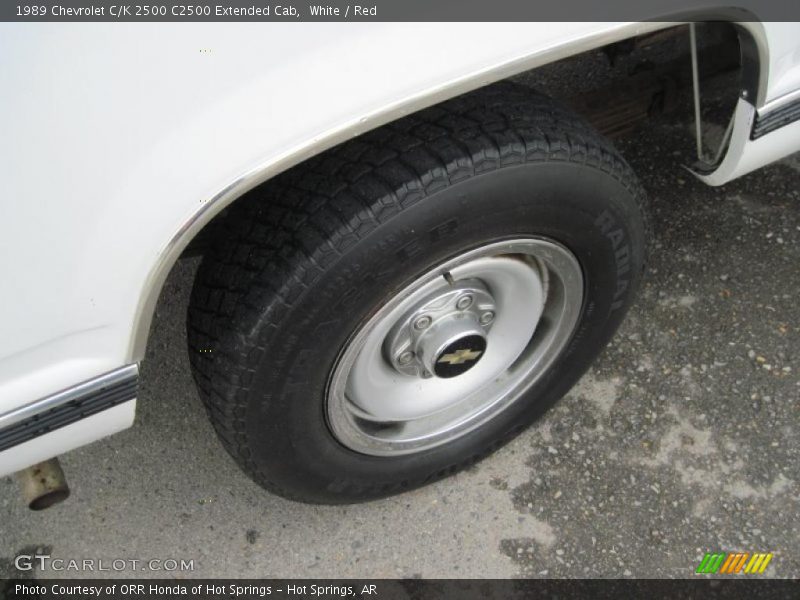 White / Red 1989 Chevrolet C/K 2500 C2500 Extended Cab