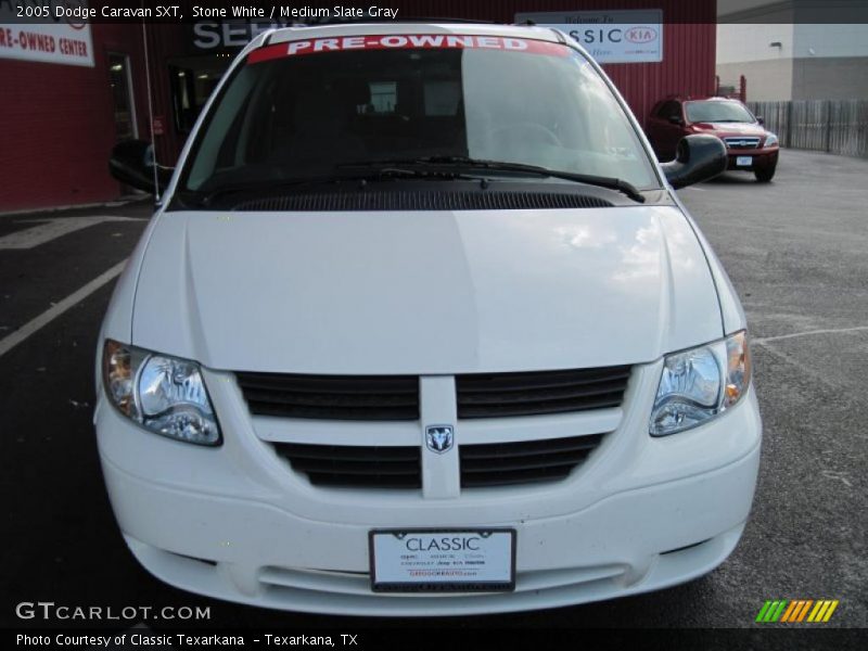 Stone White / Medium Slate Gray 2005 Dodge Caravan SXT