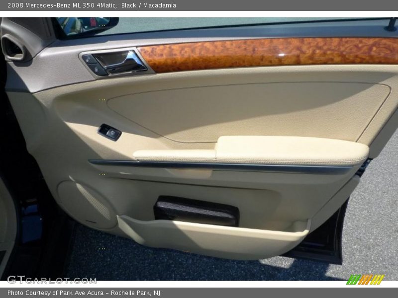 Black / Macadamia 2008 Mercedes-Benz ML 350 4Matic