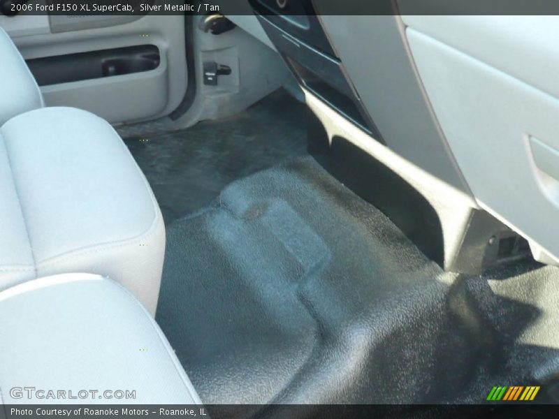 Silver Metallic / Tan 2006 Ford F150 XL SuperCab