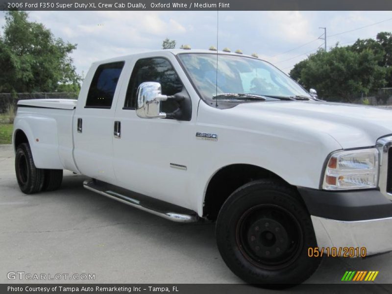 Oxford White / Medium Flint 2006 Ford F350 Super Duty XL Crew Cab Dually