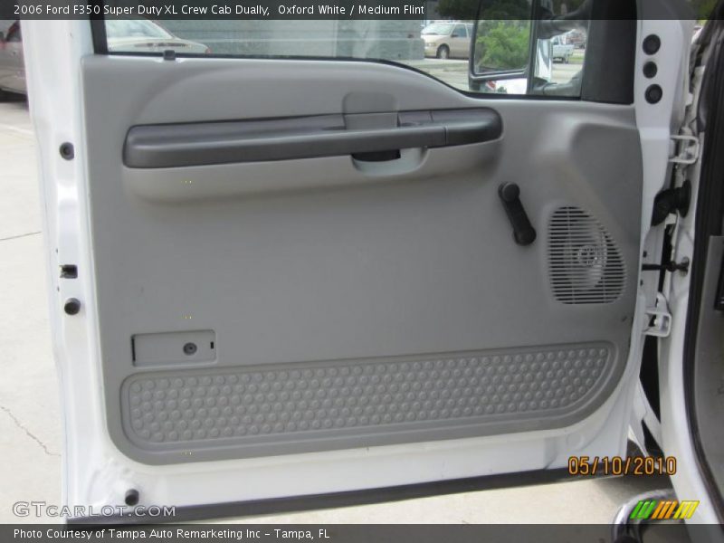 Oxford White / Medium Flint 2006 Ford F350 Super Duty XL Crew Cab Dually