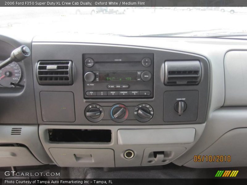 Oxford White / Medium Flint 2006 Ford F350 Super Duty XL Crew Cab Dually