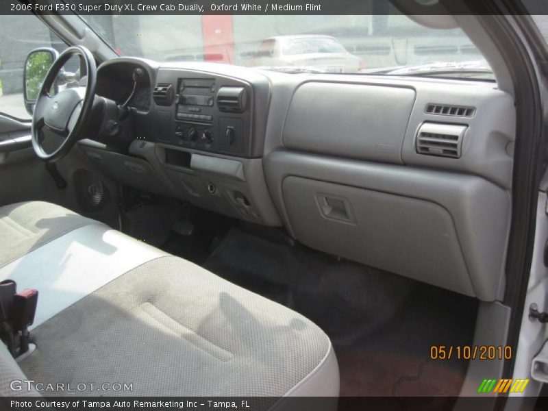 Oxford White / Medium Flint 2006 Ford F350 Super Duty XL Crew Cab Dually