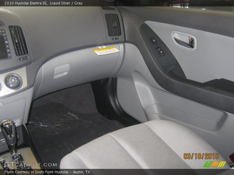 Liquid Silver / Gray 2010 Hyundai Elantra SE