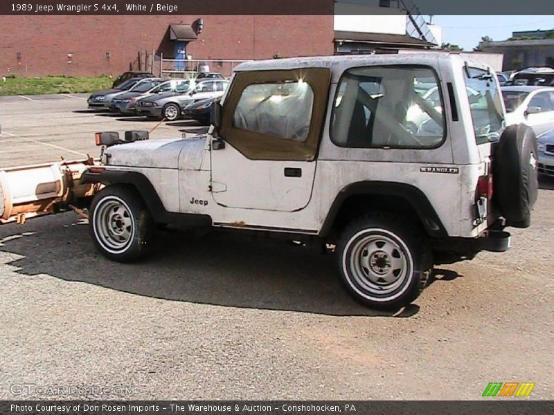 White / Beige 1989 Jeep Wrangler S 4x4