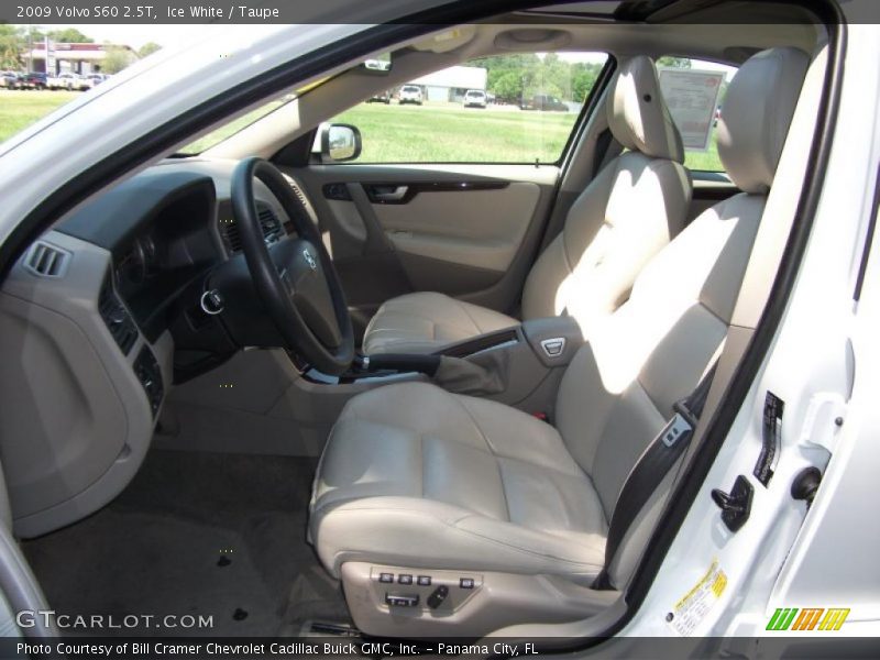 Ice White / Taupe 2009 Volvo S60 2.5T