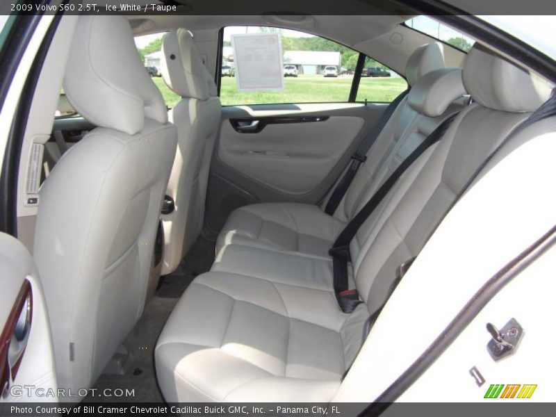 Ice White / Taupe 2009 Volvo S60 2.5T