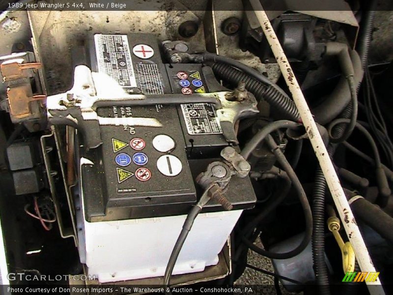 White / Beige 1989 Jeep Wrangler S 4x4