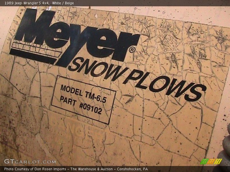 White / Beige 1989 Jeep Wrangler S 4x4