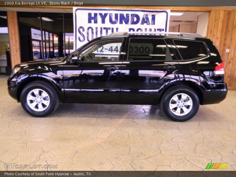 Ebony Black / Beige 2009 Kia Borrego LX V6