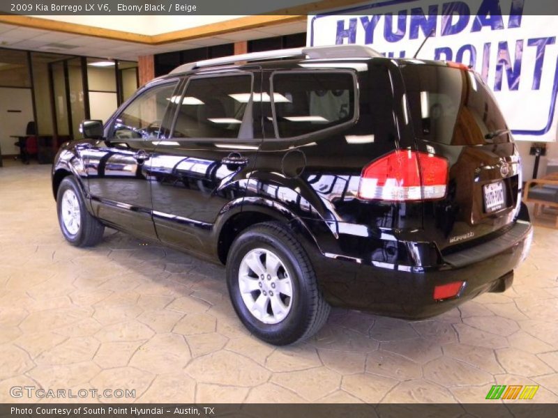 Ebony Black / Beige 2009 Kia Borrego LX V6