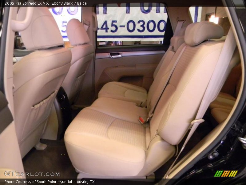 Ebony Black / Beige 2009 Kia Borrego LX V6