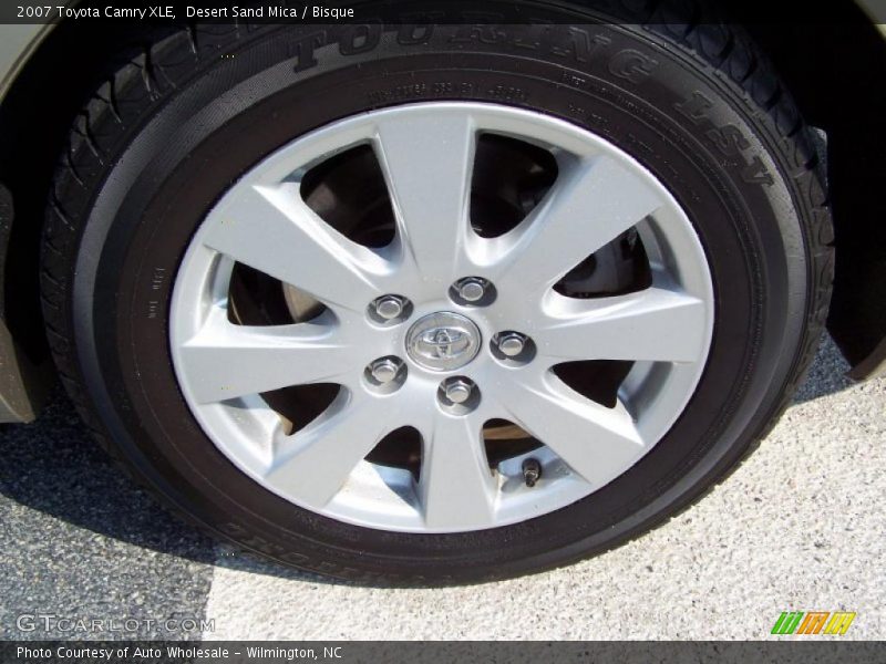 Desert Sand Mica / Bisque 2007 Toyota Camry XLE