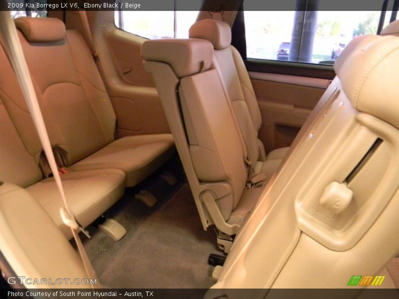 Ebony Black / Beige 2009 Kia Borrego LX V6