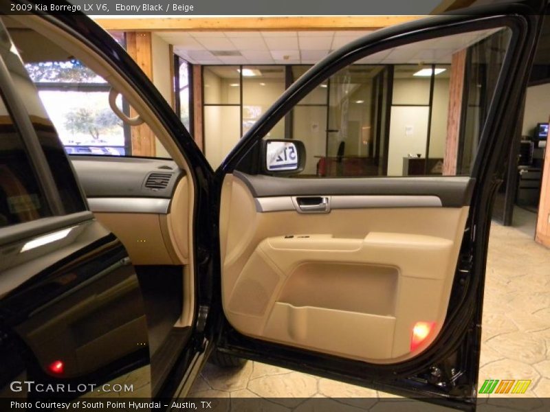 Ebony Black / Beige 2009 Kia Borrego LX V6