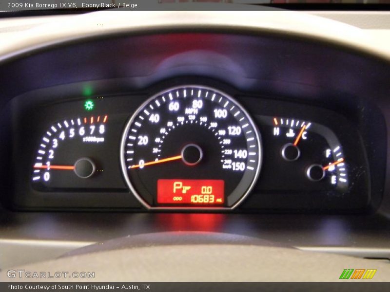 Ebony Black / Beige 2009 Kia Borrego LX V6