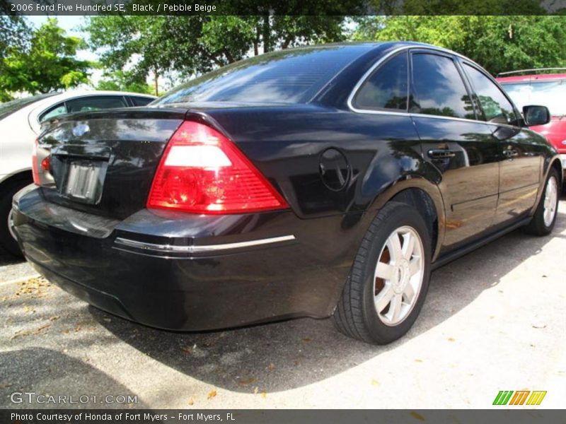 Black / Pebble Beige 2006 Ford Five Hundred SE