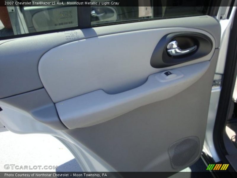 Moondust Metallic / Light Gray 2007 Chevrolet TrailBlazer LS 4x4