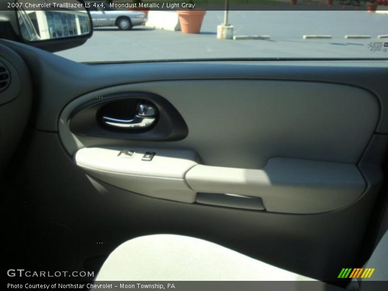 Moondust Metallic / Light Gray 2007 Chevrolet TrailBlazer LS 4x4