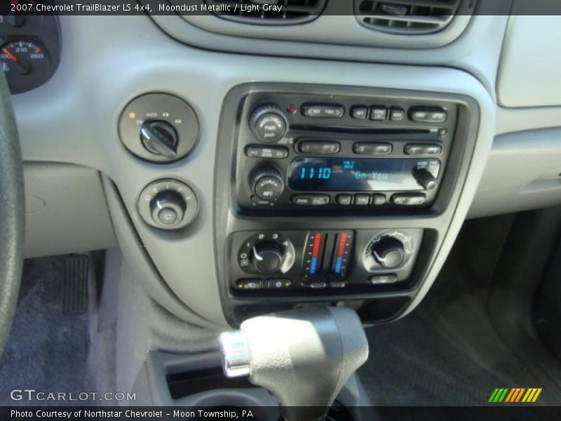 Moondust Metallic / Light Gray 2007 Chevrolet TrailBlazer LS 4x4