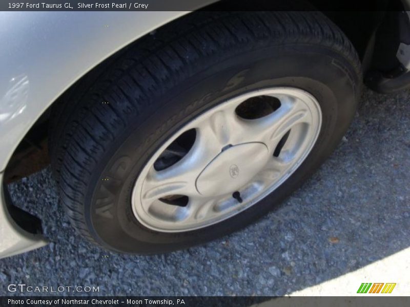 Silver Frost Pearl / Grey 1997 Ford Taurus GL