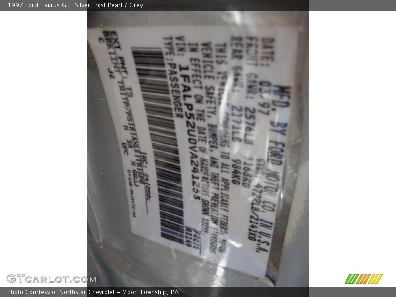 Silver Frost Pearl / Grey 1997 Ford Taurus GL