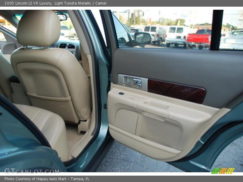 Light Tundra Metallic / Camel 2005 Lincoln LS V6 Luxury